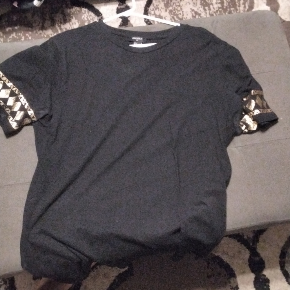 Forever 21 shirt
